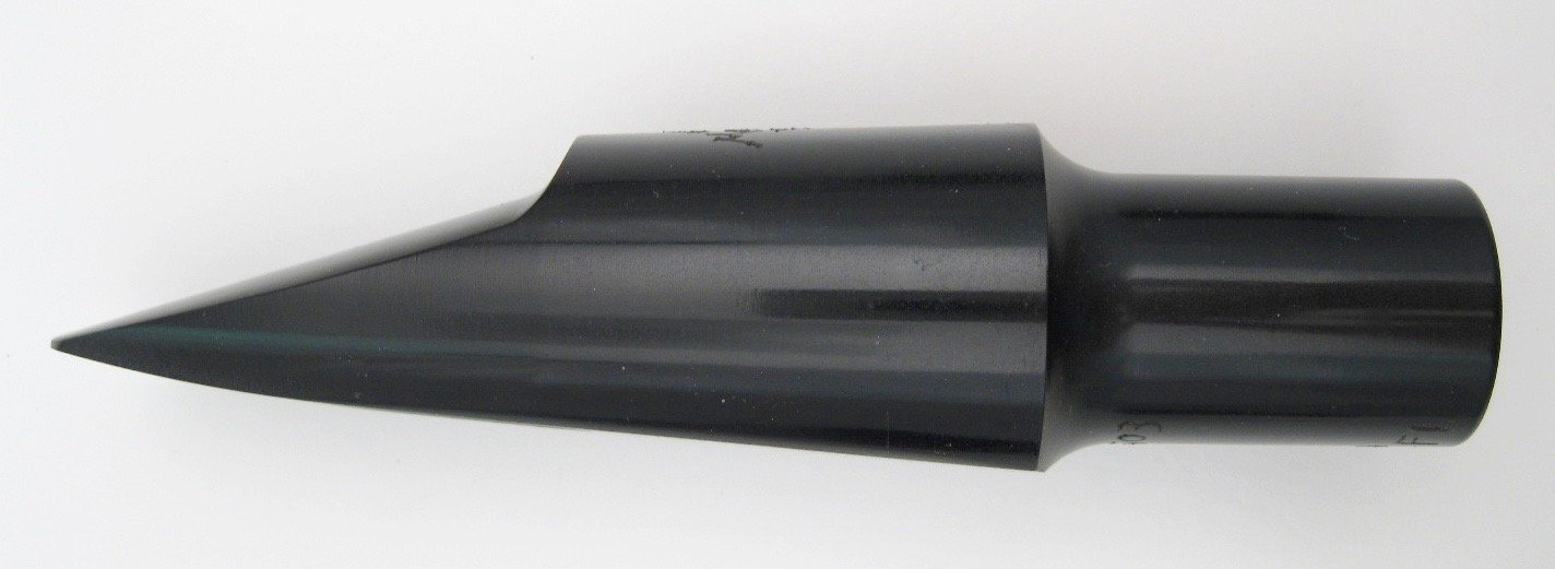 left side view of morgan florida baritone jazz hard rubber saxophone mouthpiece 